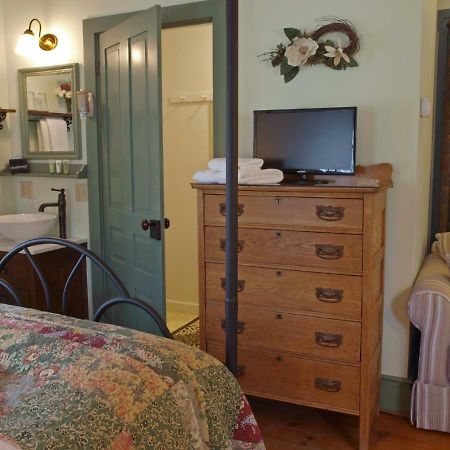 1825 Inn Bed And Breakfast Palmyra Extérieur photo