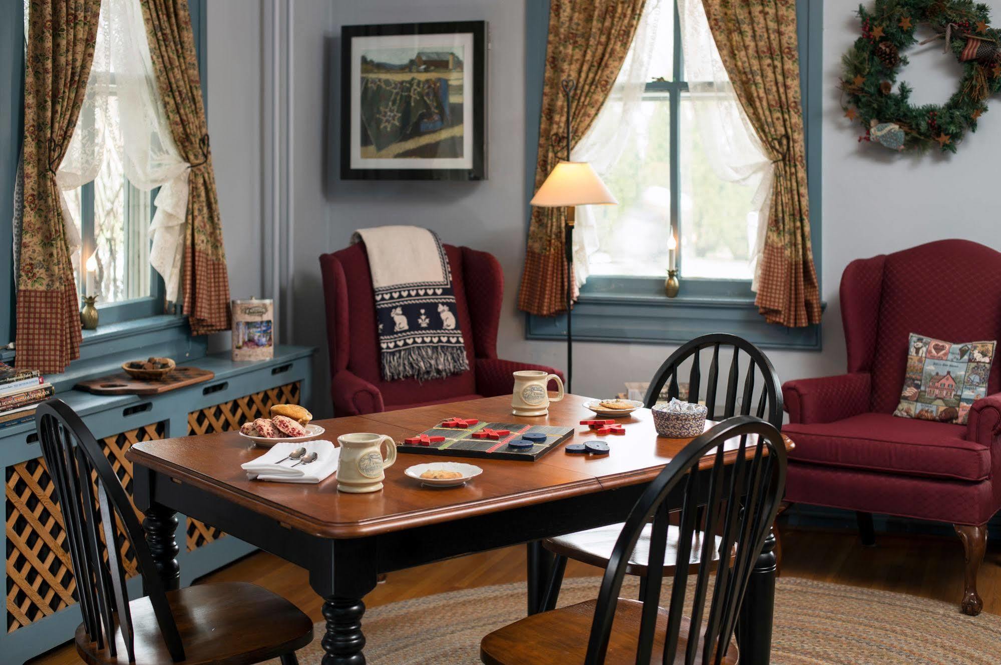 1825 Inn Bed And Breakfast Palmyra Extérieur photo